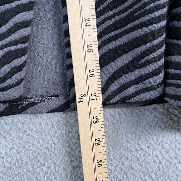 Chalet Womens 3X Made in USA Animal Print Stripes Cape Sweater Winter Casual - Picture 5 of 5